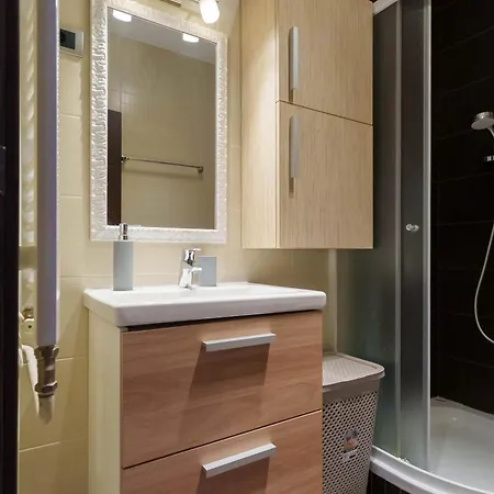 דירה Quince Apartment-city Center-free Parking